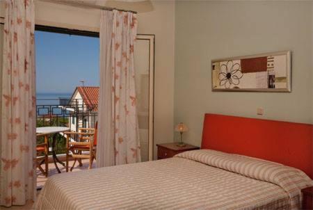Liocharis Villas Lourdata  Buitenkant foto